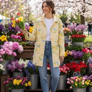 Andrea Viccaro Womens Sz Medium Floral Reversable Yellow Jacket